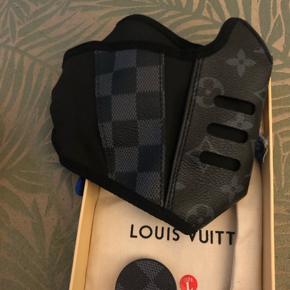 Louis Vuitton Denim Sneakers size 41 EU or Size 8 - Picture 10 of 11